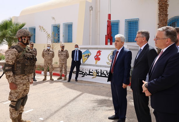 Inauguration du projet tuniso-américano-allemand de contrôle électronique des frontières à Remada