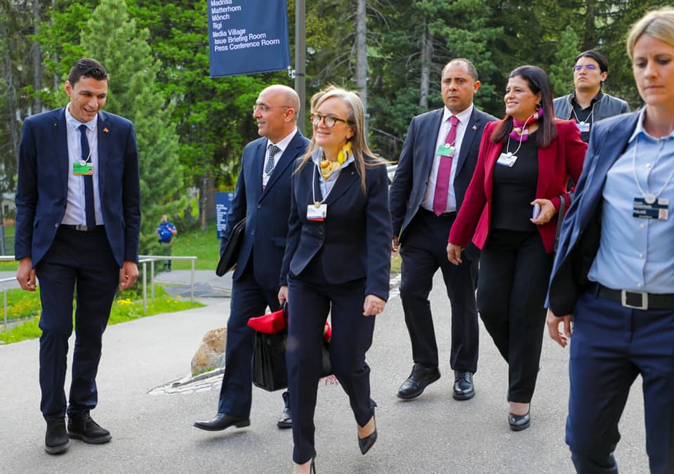 Néjla Bouden à Davos du 22 au 24 Mai 2022.