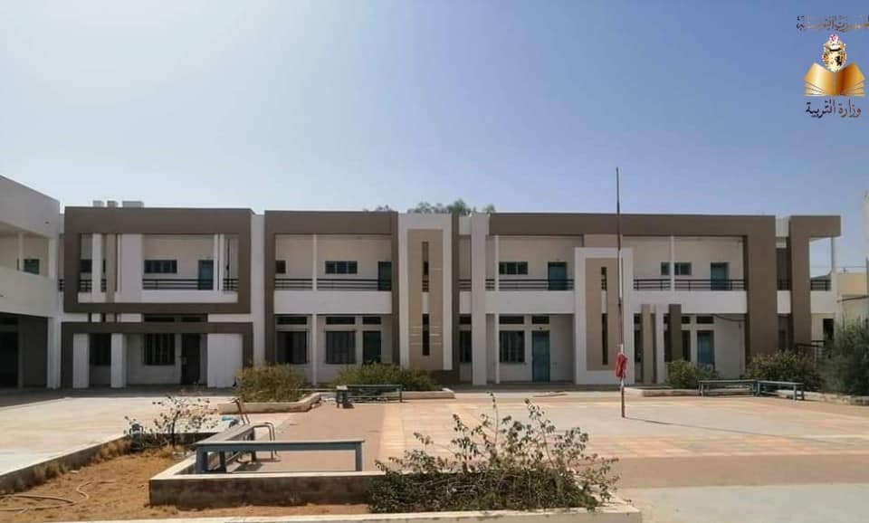 Lycée Sidi Makhlouf à Médenine après le coup de neuf. 