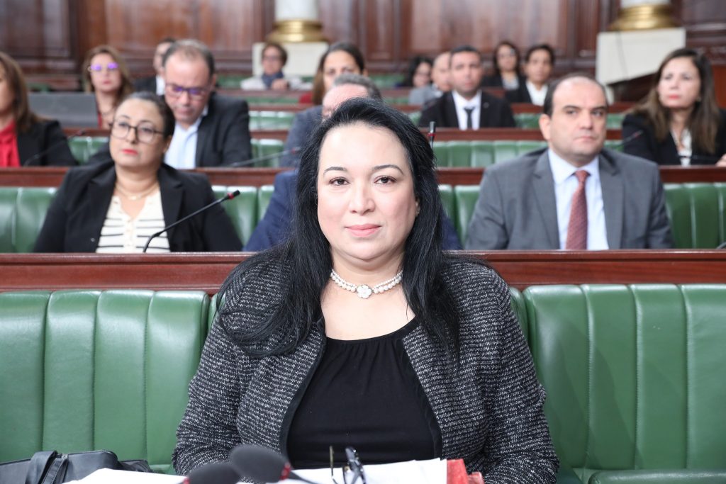 Vue de la plénière consacrée à l'examen du projet du budget du ministère de la femme...