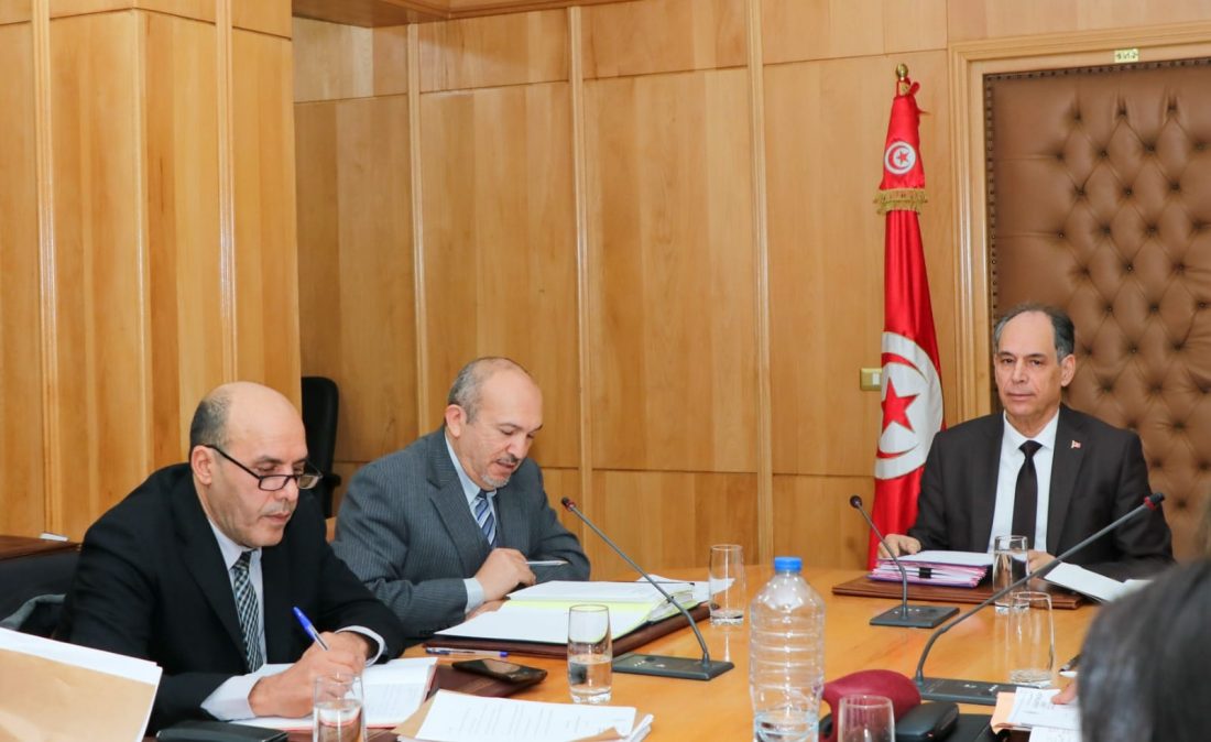 Tunisie Le ministre de l'Enseignement supérieur préside la réunion de