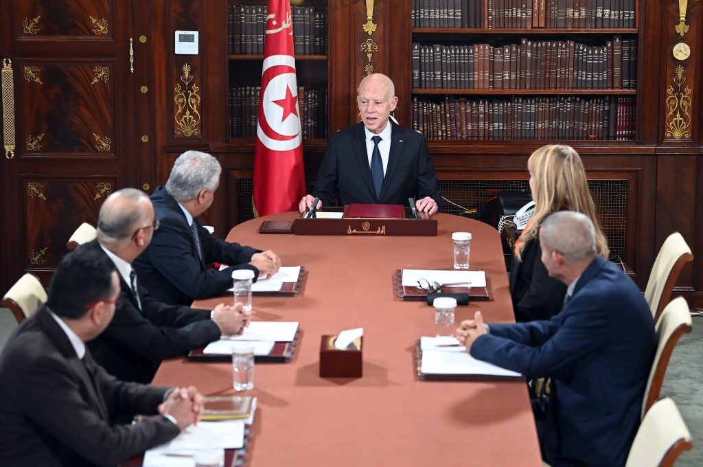 Tunisie: Kaïs Saïed met en avant le rôle stratégique des médias